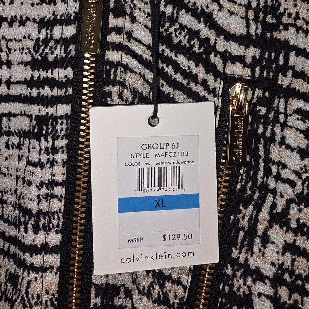 Bomber Jacket - Picture 3 of 3